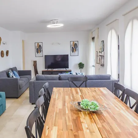Apartment Cubo's Torreoceano Family *