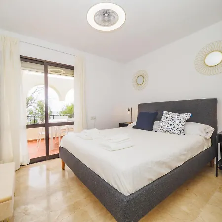 Apartment Cubo's Torreoceano Family
